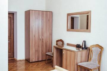 Фото номера Стандартный двухместный номер с 1 кроватью или 2 отдельными кроватями Отель Hotel Sluch г. Starokostyantyniv 31
